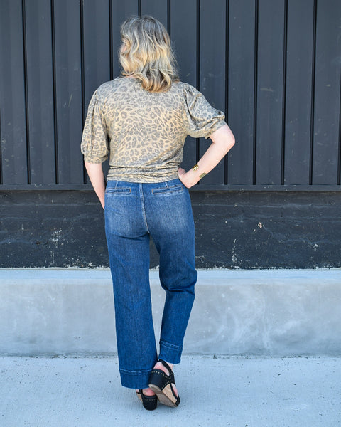 RESTOCKED HR PINTUCK & PATCH POCKET WIDE CROP JEANS BY RISEN