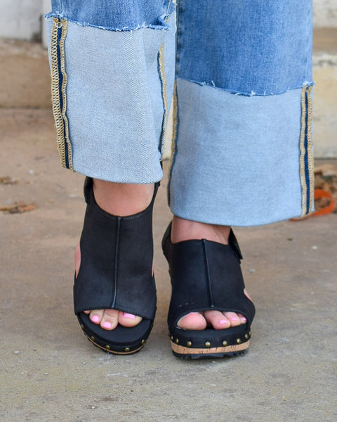FOR KEEPS WEDGE BY CORKYS- BLACK