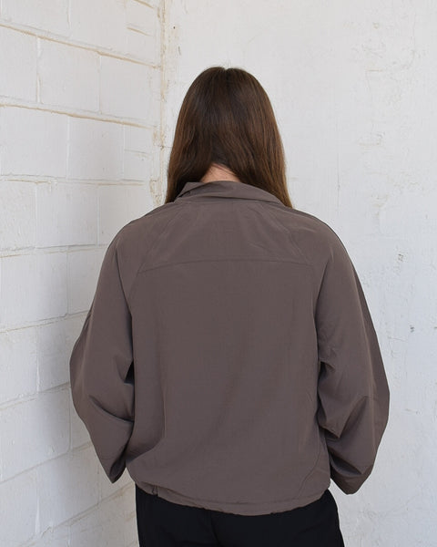 TAKE IT EASY CROPPED ACTIVE JACKET- BROWN