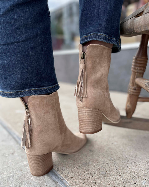 BOUJEE HEY GIRL BOOT BY CORKYS - SAND