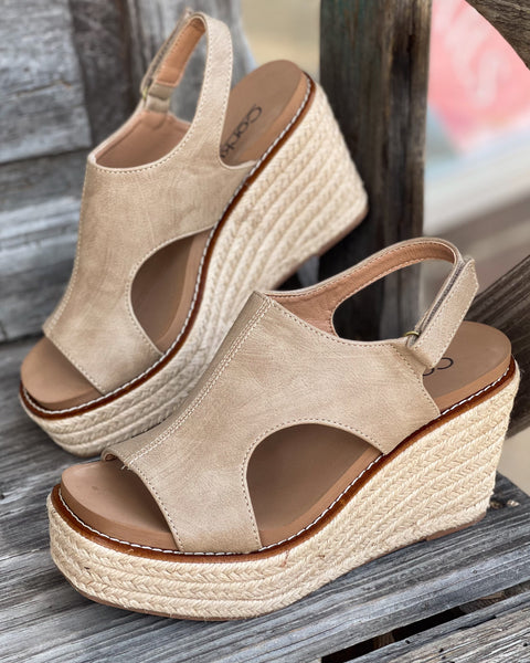 FREDDIE WEDGE BY CORKY'S - TAUPE