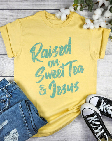 SWEET TEA & JESUS GRAPHIC TEE