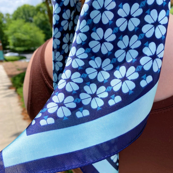 FOUR LEAF CLOVER SQUARE SCARF - 3 COLORS