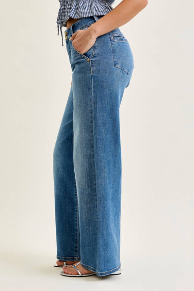 HIGH RISE COLUMN TROUSER LEG JEAN BY JUDY BLUE - MEDIUM WASH - REG/CURVY - Salty Lime Boutique