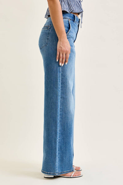 HIGH RISE COLUMN TROUSER LEG JEAN BY JUDY BLUE - MEDIUM WASH - REG/CURVY - Salty Lime Boutique