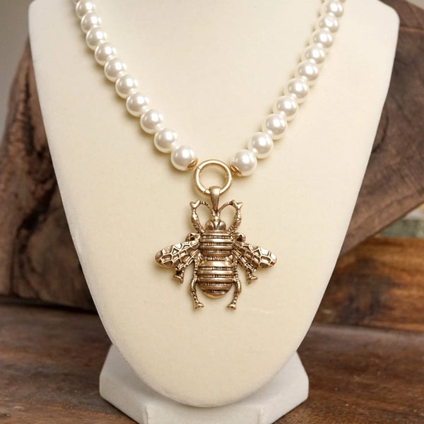 BOHO BEE PEARLS STATEMENT NECKLACE- WORN GOLD