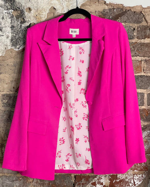 PRETTY IN PINK LINED CLASSIC BLAZER