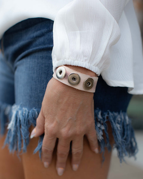 ME AND YOU METAL CONCHO LEATHER BRACELET - Salty Lime Boutique
