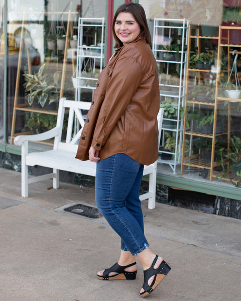 CURVY ZOLA FAUX LEATHER JACKET - CAPPUCCINO