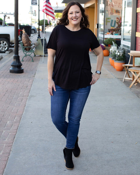 THE PERFECT FEEL LAYERING TOP - BLACK - Salty Lime Boutique